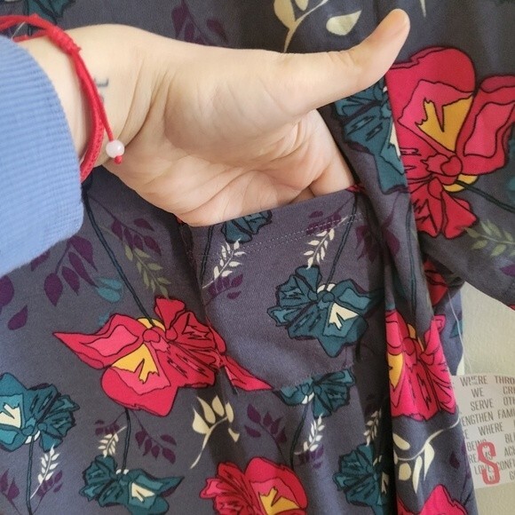 LulaRoe Women Floral Roses Dress Size Small - Picture 3 of 7